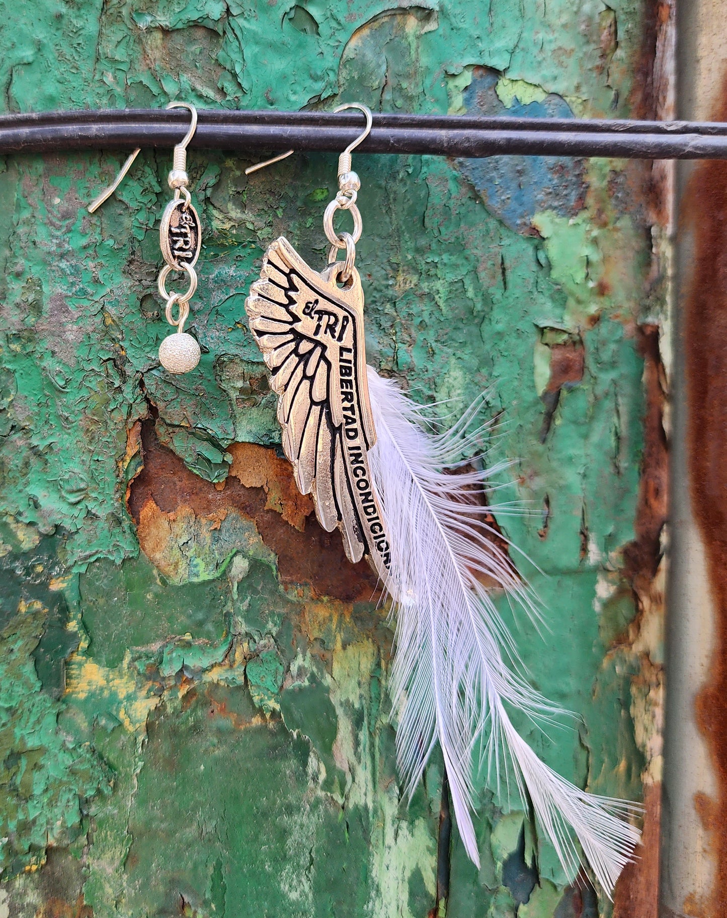 ARETES EL TRI ALAS LIBERTAD INCONDICIONAL