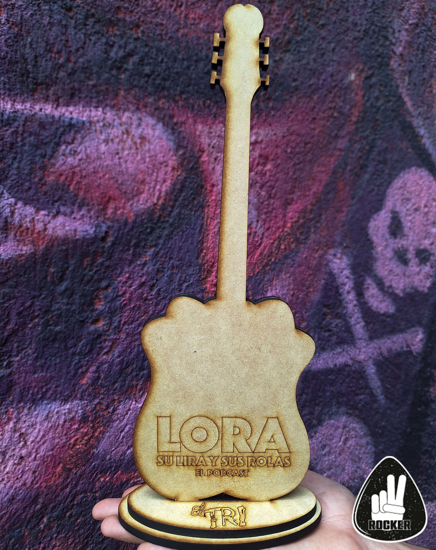 GUITARRITA LA MANITA EL TRI DE MADERA