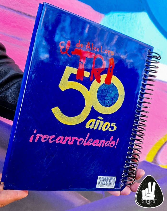 LIBRETA AZUL EL TRI ALEX LORA MEDIO SIGLO ROCANROLEANDO