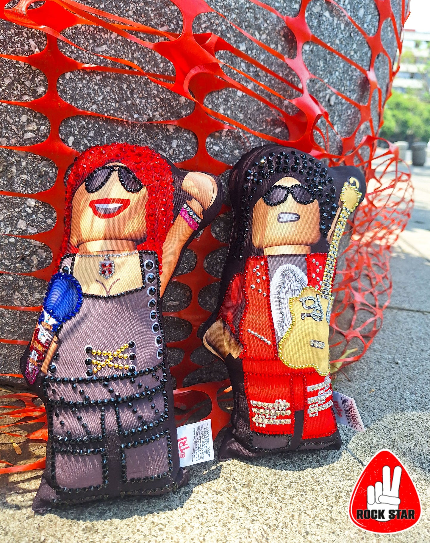 COJINES ALEX Y CHELA GLITERS