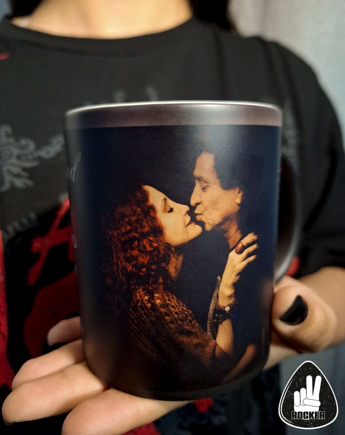 TAZA MÁGICA EL TRI ALEX Y CHELA LORA TRISTE CANCIÓN