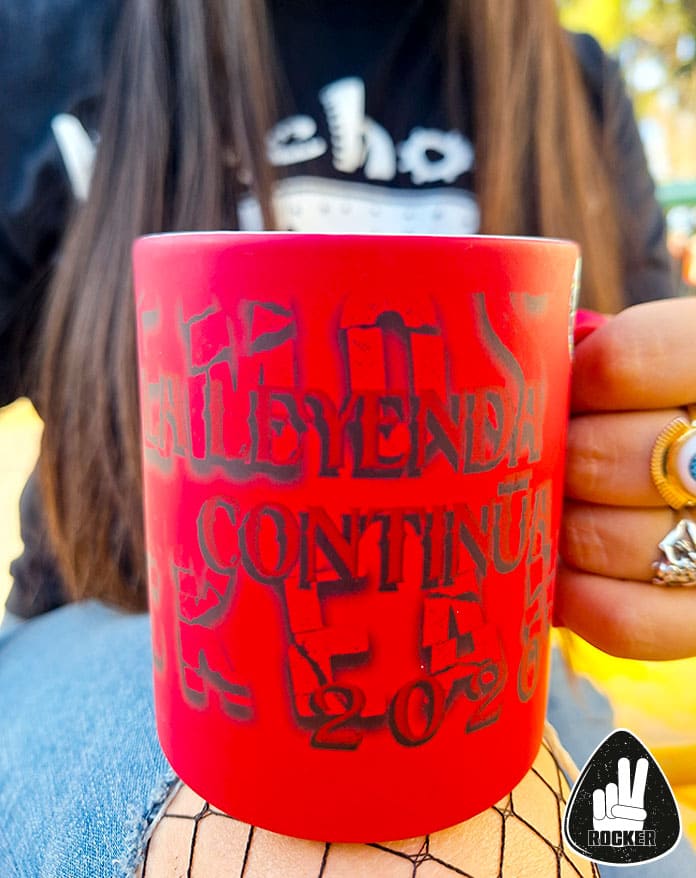 TAZA MÁGICA EL TRI QUEREMOS ROCKEAR 2020 ROJA