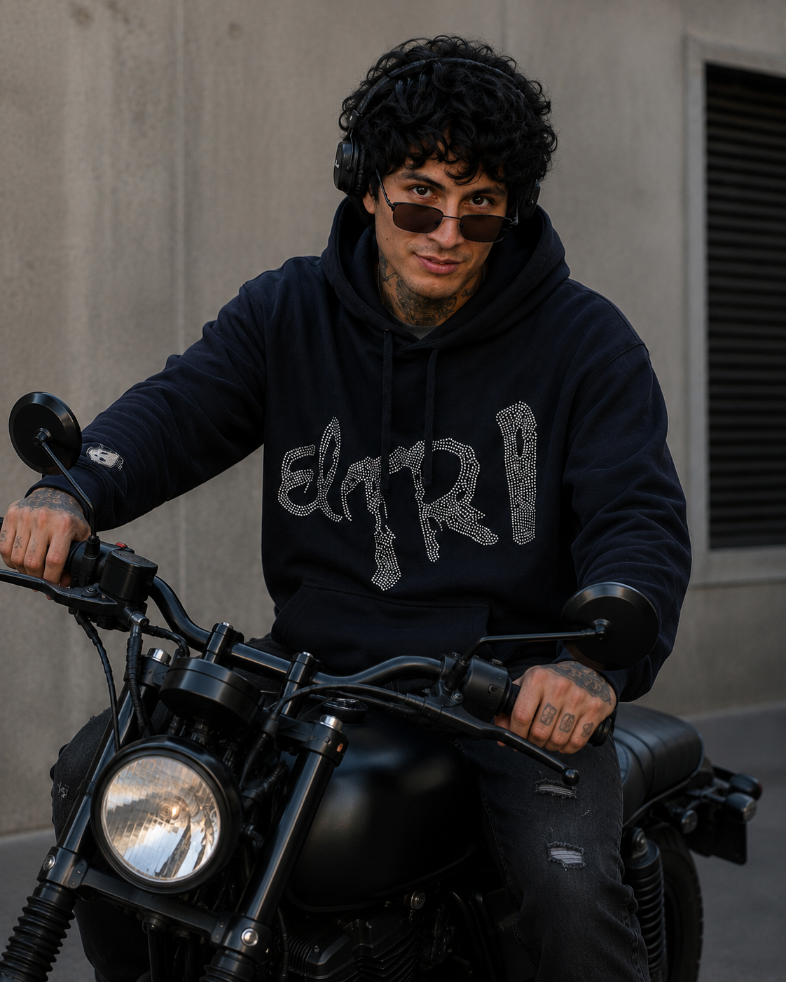 SUDADERA EL TRI PLATEADO